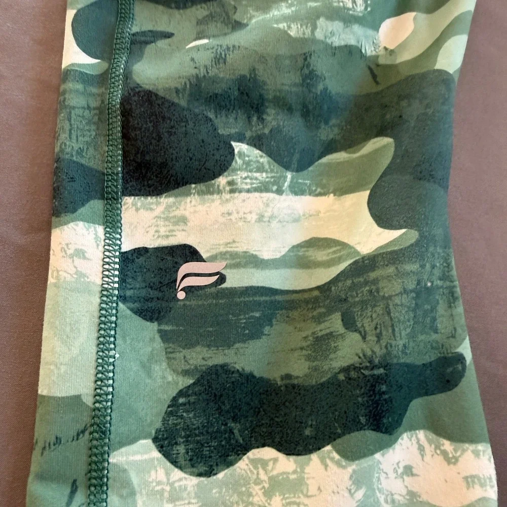 Fabletics PowerHold High Waisted Leggings Green Abstract Camo Compression Womens